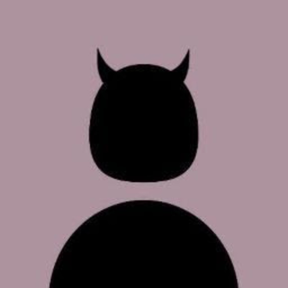 Meet your Posher, Cassandra - Picture 1 of 1